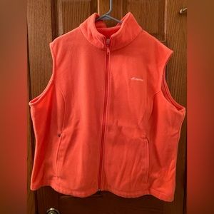 Columbia Women's plus fleece vest - coral color